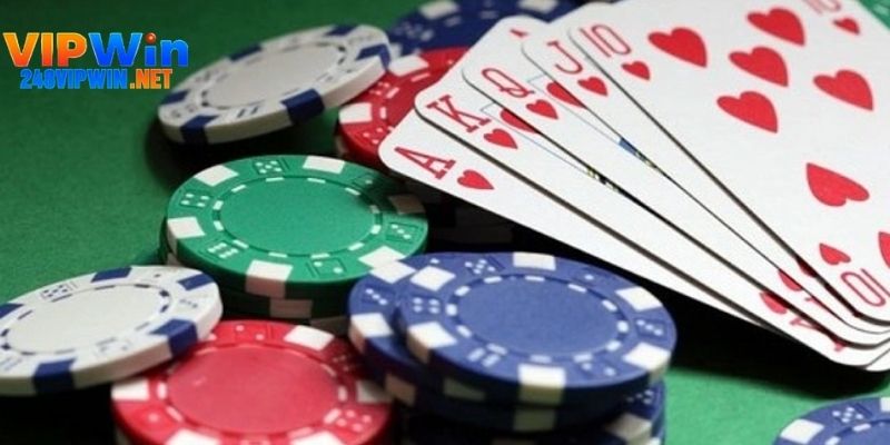 Giới thiệu thông tin cơ bản về game bài Poker online